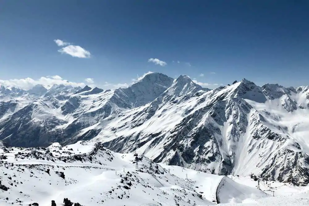 Pontos Turísticos da Rússia: Monte Elbrus